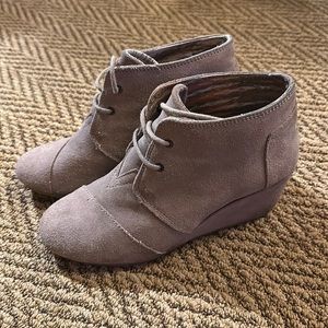 Toms Wedge Bootie
